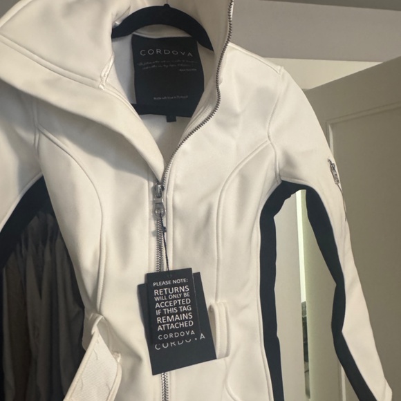 NWT Cordova Signature Belted OTB Ski Suit Cloud White Women’s Size Petite Small - Picture 1 of 11
